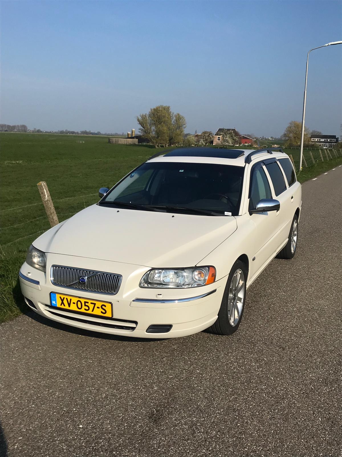 Volvo v70 2006